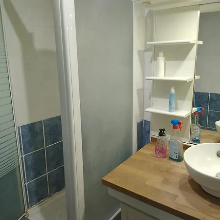 בית אירוח Ylt333