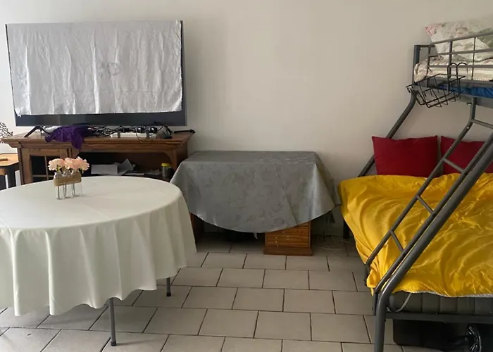 Δωμάτια σε οικογενειακή κατοικία Ylt333 Κρετέιγ